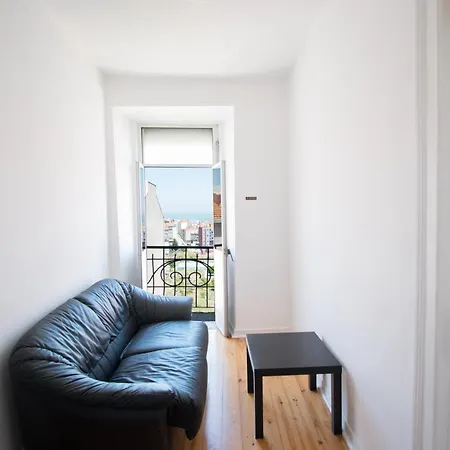 Lisbon Guesthouse Гостевой дом